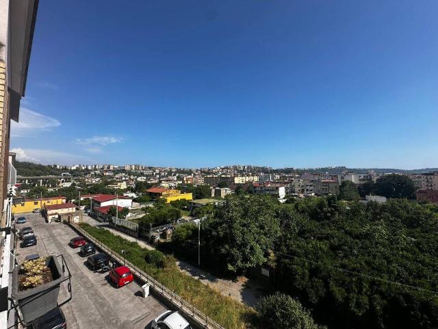 Appartamento in vendita a Napoli NA