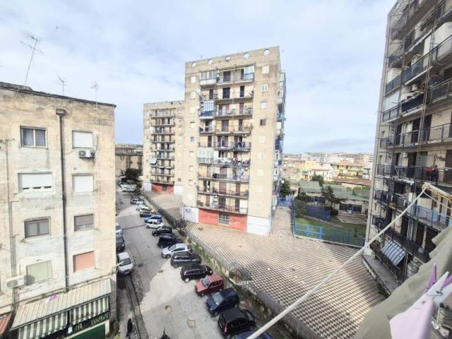 Appartamento in vendita a Napoli NA