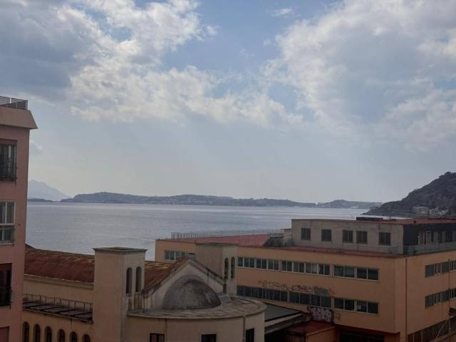 Appartamento in vendita a Napoli NA