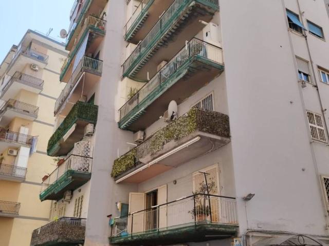 Appartamento in vendita a Napoli NA