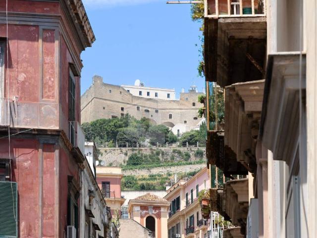 Appartamento in vendita a Napoli NA