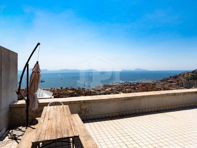 Appartamento in vendita a Napoli NA