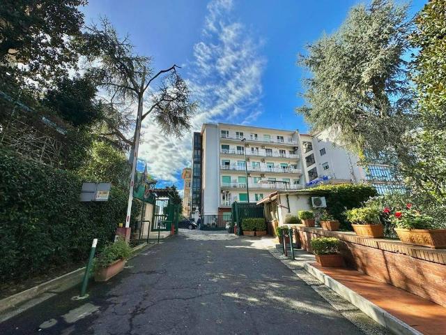 Appartamento in vendita a Napoli NA