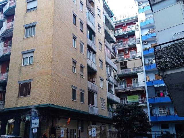 Appartamento in vendita a Napoli NA