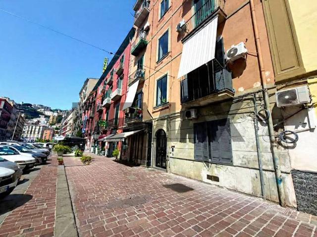 Appartamento in vendita a Napoli NA