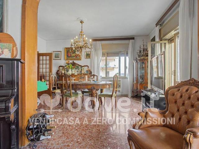 Appartamento in vendita a Napoli NA