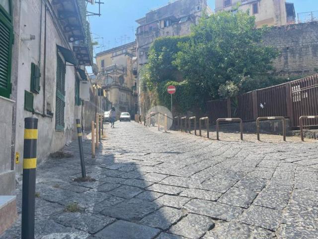 Appartamento in vendita a Napoli NA