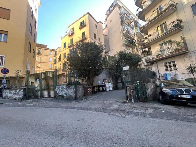 Appartamento in vendita a Napoli NA