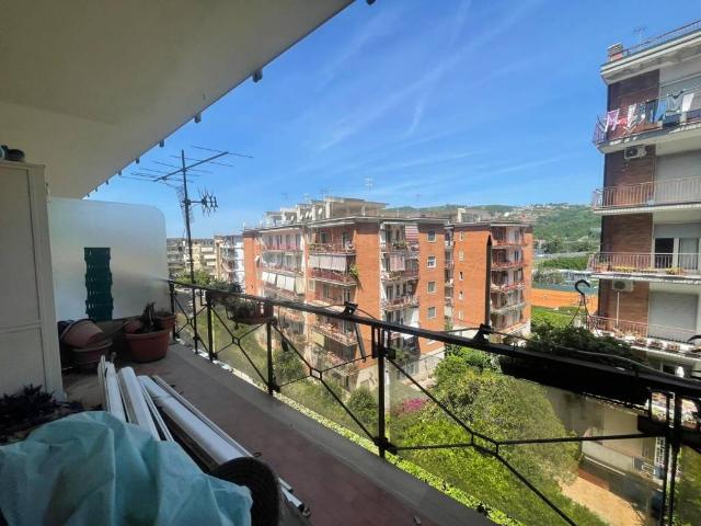 Appartamento in vendita a Napoli NA