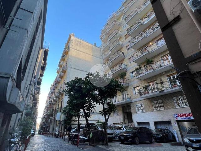 Appartamento in vendita a Napoli NA