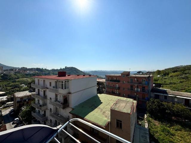 Appartamento in vendita a Napoli NA