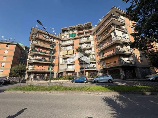 Appartamento in vendita a Napoli NA