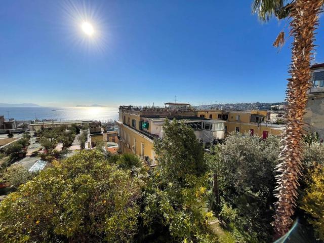 Appartamento in vendita a Napoli NA