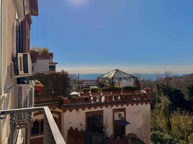 Appartamento in vendita a Napoli NA