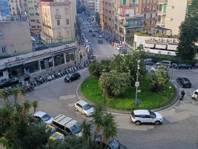 Appartamento in vendita a Napoli NA