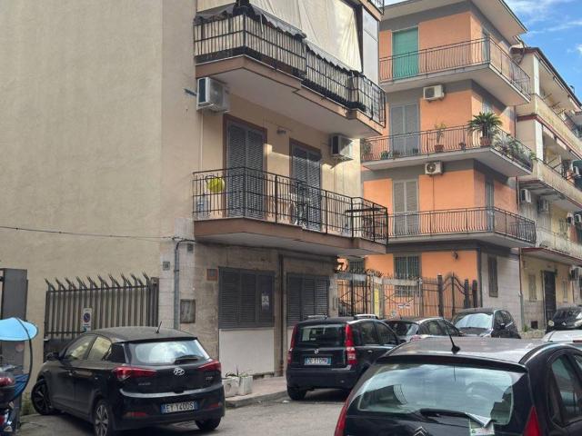 Appartamento in vendita a Napoli NA