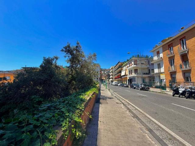 Appartamento in vendita a Napoli NA
