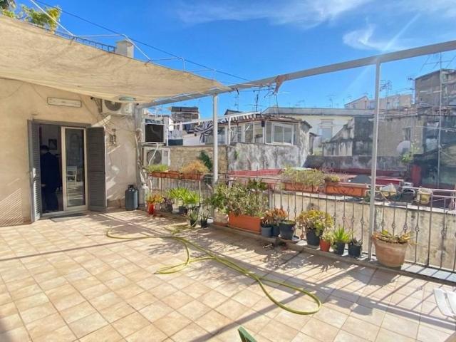 Appartamento in vendita a Napoli NA