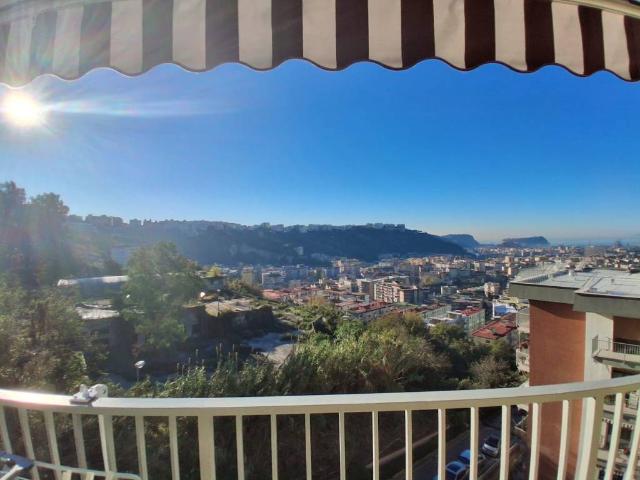 Appartamento in vendita a Napoli NA