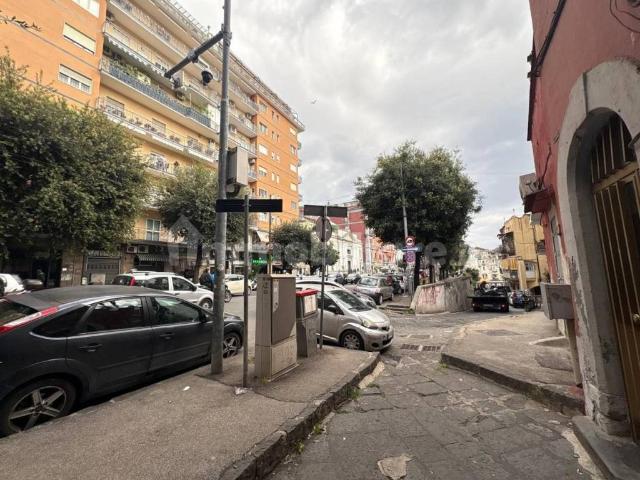 Appartamento in vendita a Napoli NA