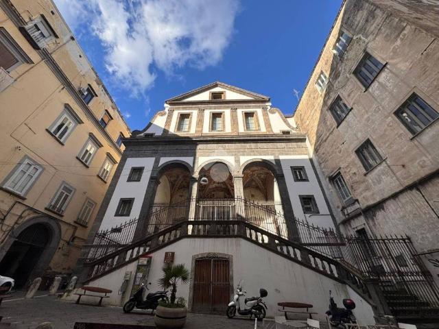 Appartamento in vendita a Napoli NA