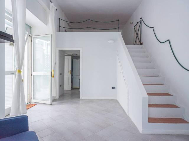 Appartamento in vendita a Napoli NA