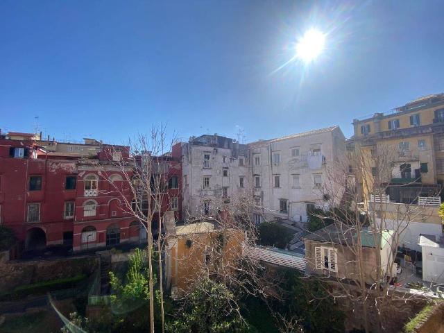Appartamento in vendita a Napoli NA