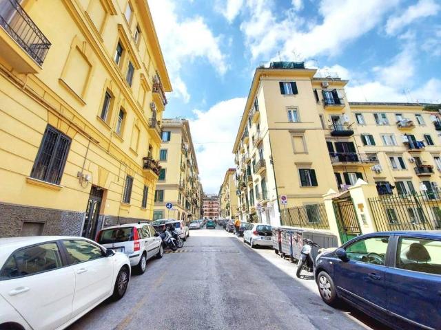 Appartamento in vendita a Napoli NA