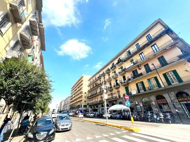 Appartamento in vendita a Napoli NA