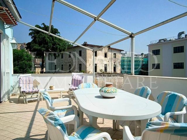 Appartamento in vendita a Napoli NA