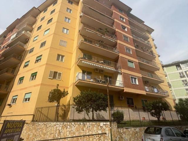 Appartamento in vendita a Napoli NA