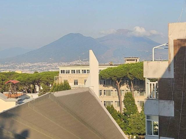 Appartamento in vendita a Napoli NA
