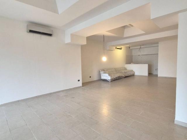 Appartamento in vendita a Napoli NA