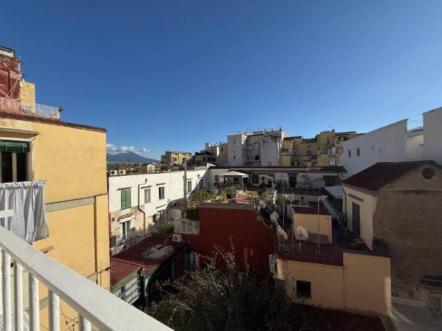 Appartamento in vendita a Napoli NA