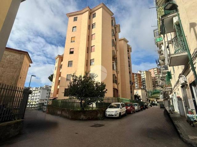 Appartamento in vendita a Napoli NA