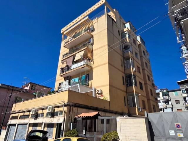 Appartamento in vendita a Napoli NA