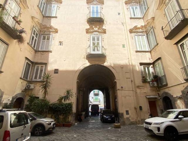 Appartamento in vendita a Napoli NA