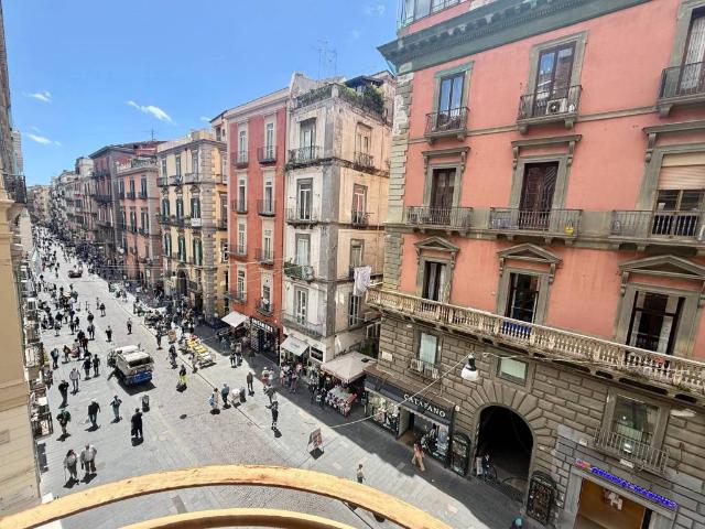 Appartamento in vendita a Napoli NA
