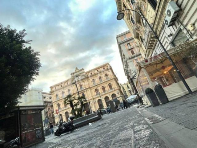 Appartamento in vendita a Napoli NA