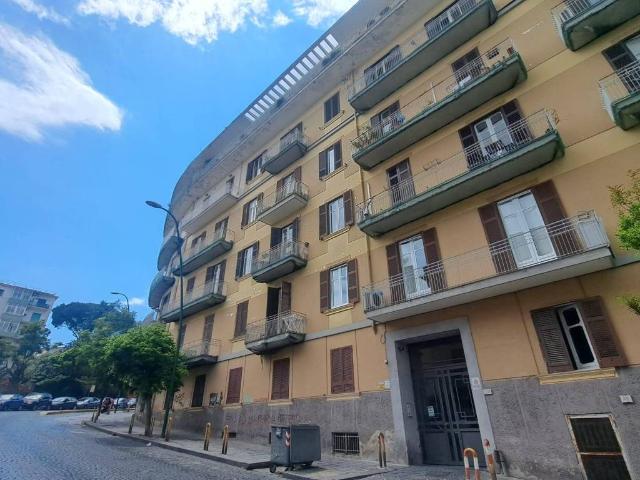 Appartamento in vendita a Napoli NA