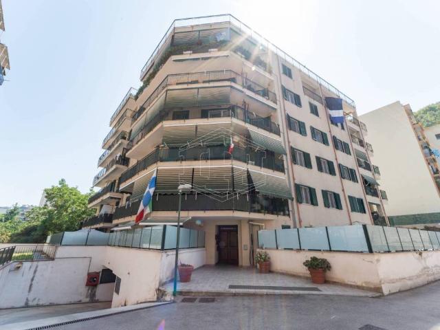 Appartamento in vendita a Napoli NA