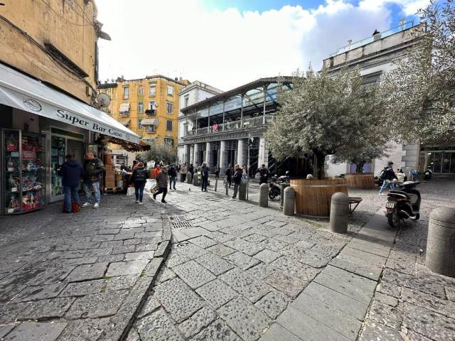 Appartamento in vendita a Napoli NA