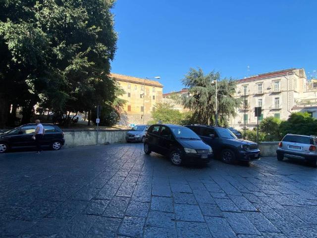 Appartamento in vendita a Napoli NA