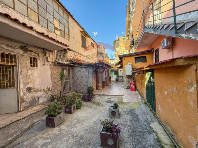 Appartamento in vendita a Napoli NA
