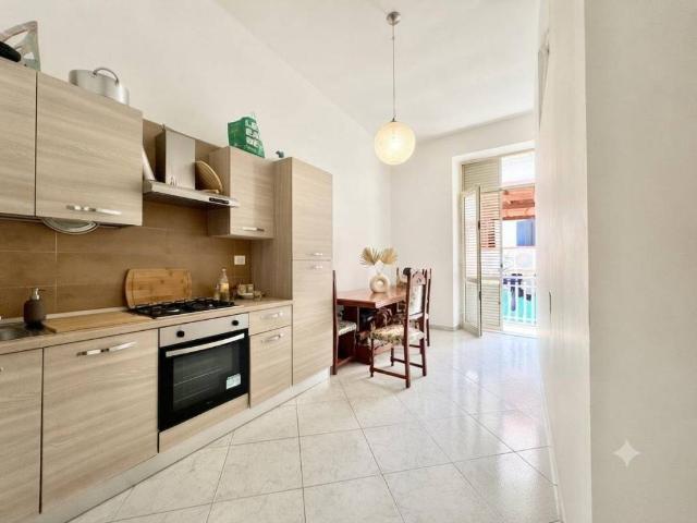 Appartamento in vendita a Napoli NA