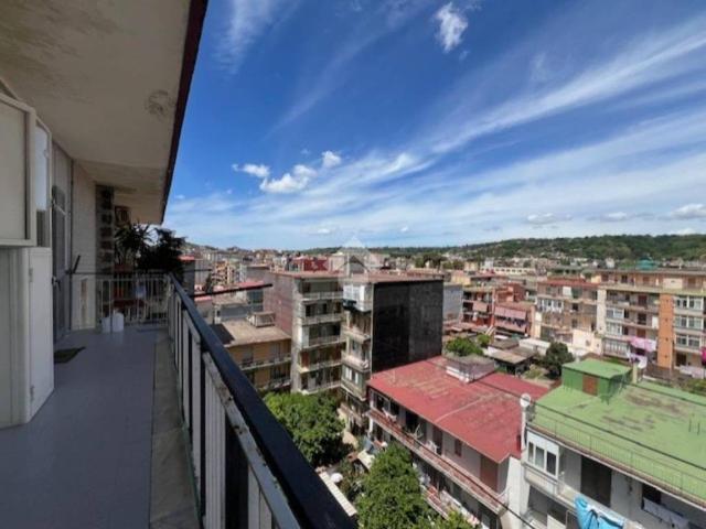 Appartamento in vendita a Napoli NA