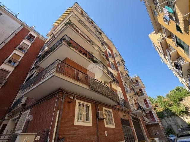 Appartamento in vendita a Napoli NA