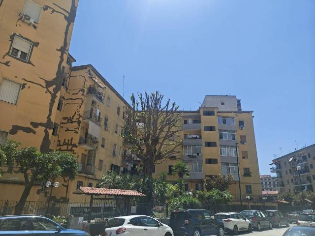 Appartamento in vendita a Napoli NA