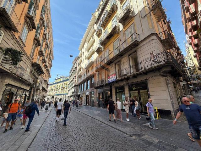 Appartamento in vendita a Napoli NA