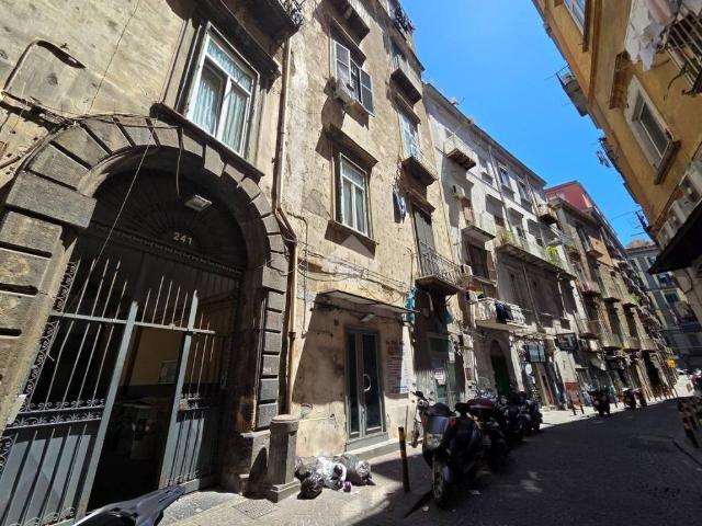 Appartamento in vendita a Napoli NA